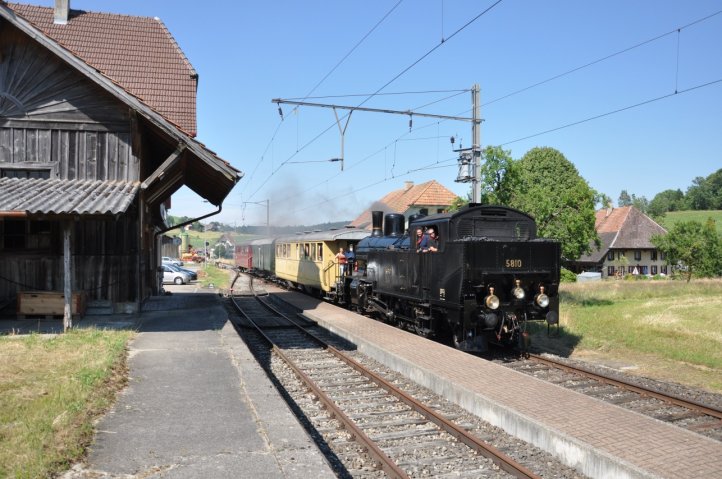 Bahnhof Häusernmoos